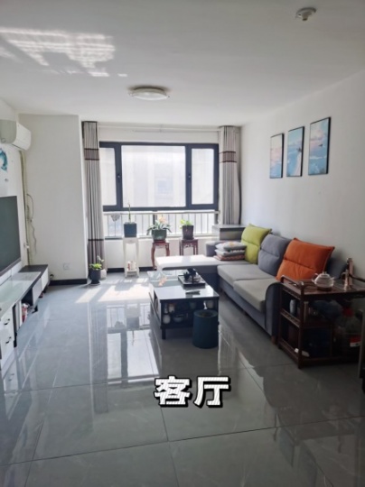 新區(qū)龍門萬和城拎包入住
